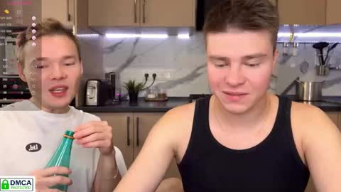 holy_eggs_00 online show from October 9, 2025, 7:06 am