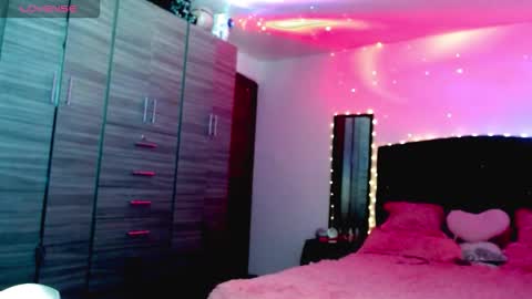 Juli online show from November 15, 2025, 4:10 am