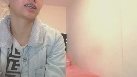 Juli online show from April 3, 2026, 4:10 am