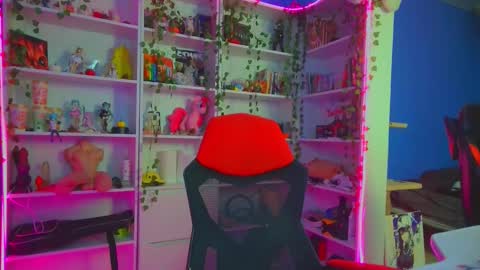 Rumi online show from November 21, 2025, 9:52 am