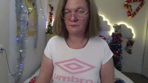 holymilfa online show from December 22, 2024, 2:38 pm