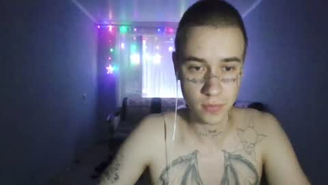 honey8erry online show from July 9, 2026, 5:06 pm