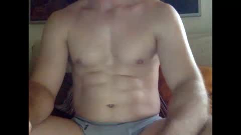 honey94_xx online show from October 17, 2025, 9:01 am