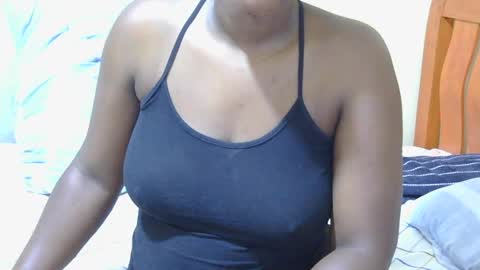 honey_caddy online show from June 20, 2026, 4:37 am