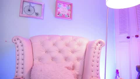 HONEY online show from April 8, 2026, 11:54 am