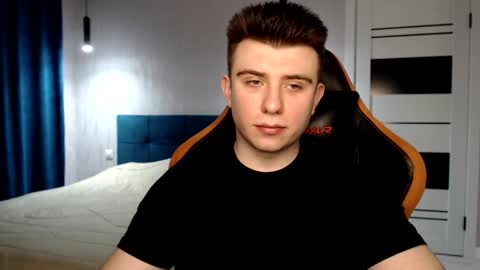 Wolfy online show from December 26, 2024, 5:30 pm