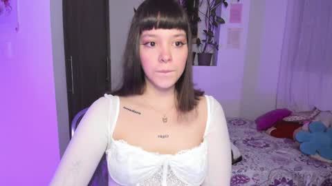 Snapshot of honey_hoe chatting on January 3, 2025, 2:10 am Lau online show from January 3, 2025, 2:10 am