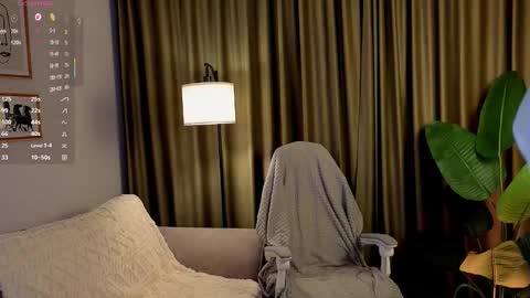 Snapshot of honey_kors chatting on February 23, 2026, 1:08 pm Lina online show from February 23, 2026, 1:08 pm