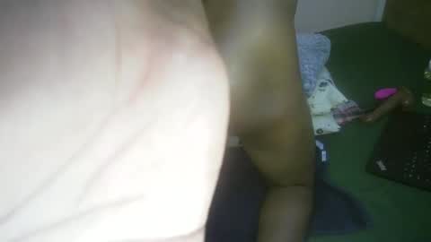 Snapshot of honey_nubia0 chatting on November 30, 2025, 11:25 am honey_nubia0 online show from November 30, 2025, 11:25 am