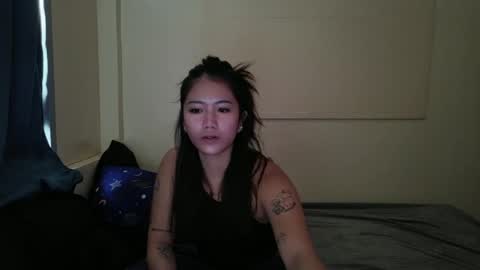HoneyAfterDark  online show from April 5, 2026, 10:40 pm