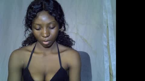 Snapshot of honeyari chatting on February 26, 2026, 9:25 pm Nicki online show from February 26, 2026, 9:25 pm