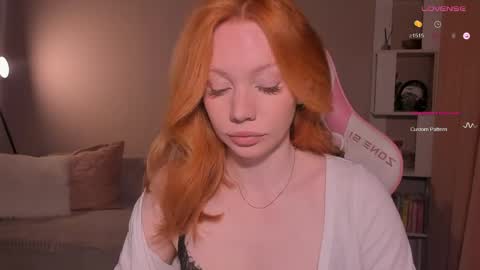 honeyautumn online show from April 10, 2026, 11:31 pm