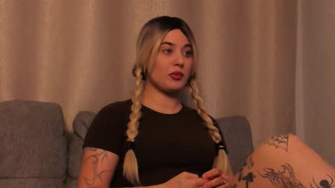 Mary online show from October 29, 2025, 3:47 pm