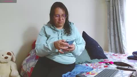 sofia online show from March 2, 2025, 9:32 pm