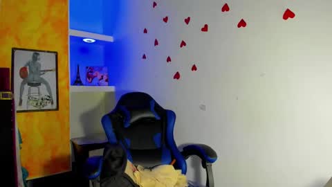 HONEY LUXE online show from March 3, 2026, 5:35 am