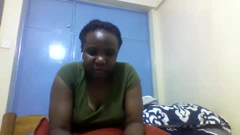 Honeymuny online show from October 31, 2025, 8:21 pm