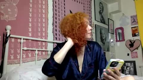 Snapshot of honeyruby chatting on April 27, 2026, 12:52 am Ruby Sparks online show from April 27, 2026, 12:52 am