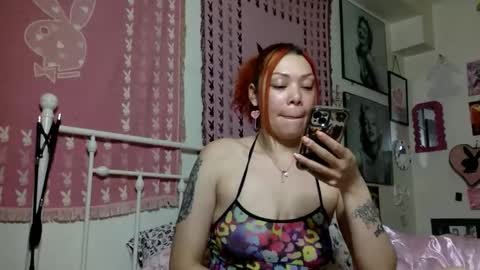 Snapshot of honeyruby chatting on May 30, 2026, 5:04 am Ruby Sparks online show from May 30, 2026, 5:04 am