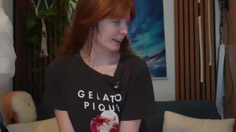 Noelle online show from November 20, 2025, 3:28 am