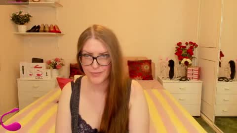 honeywinexs online show from June 5, 2026, 2:01 pm