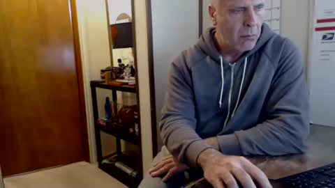 Jayson online show from April 5, 2026, 1:19 pm