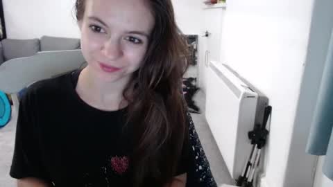 Snapshot of hope_xo chatting on May 29, 2026, 10:19 pm Hope online show from May 29, 2026, 10:19 pm