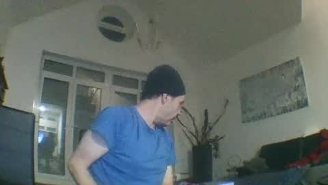 Snapshot of hoppe78 chatting on November 30, 2025, 6:17 am hoppe78 online show from November 30, 2025, 6:17 am