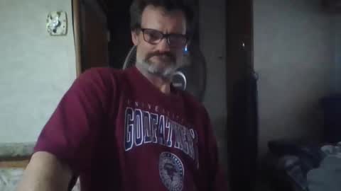 Snapshot of horneyjoe48 chatting on October 27, 2025, 7:23 am joey online show from October 27, 2025, 7:23 am