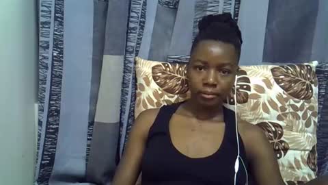 Leila online show from April 15, 2026, 7:58 pm