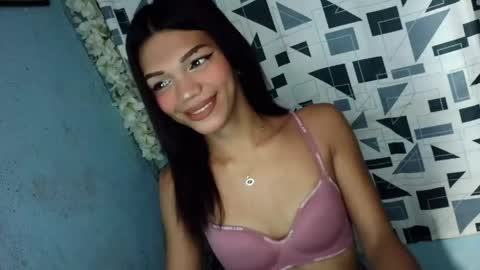 Rhiana online show from April 18, 2026, 9:46 am