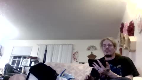 Snapshot of horny_wabbits chatting on April 3, 2026, 7:17 am Horny wabbits online show from April 3, 2026, 7:17 am