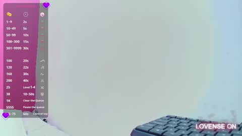 Snapshot of hornybarelylegalgirl chatting on March 5, 2025, 3:18 pm Khloe online show from March 5, 2025, 3:18 pm