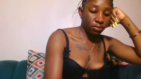 Snapshot of hornycammy23 chatting on June 14, 2026, 7:43 am Hornycammy23 online show from June 14, 2026, 7:43 am