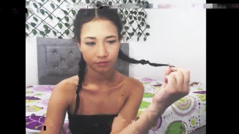 Snapshot of hornychill_ chatting on April 7, 2026, 4:02 am hornychill_ online show from April 7, 2026, 4:02 am