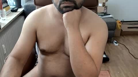 hornychuchuu online show from July 7, 2026, 6:47 am