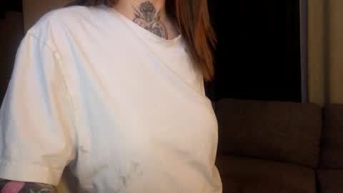 hornycouple0102 online show from April 7, 2026, 4:57 am