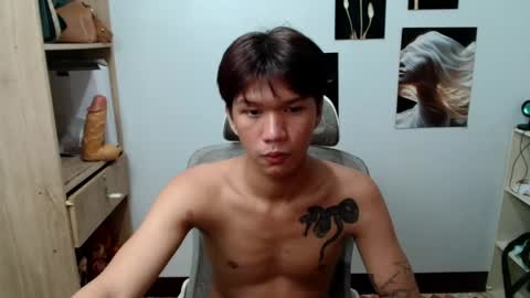 HornyEssel online show from April 24, 2026, 5:48 pm