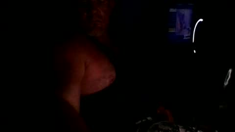 Snapshot of hornyhungwhiteboy4u269 chatting on September 18, 2025, 2:13 am hornyhungwhiteboy4u269 online show from September 18, 2025, 2:13 am