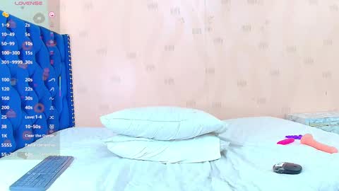 Snapshot of hornylatimommy chatting on February 13, 2025, 12:24 am Natasha  online show from February 13, 2025, 12:24 am