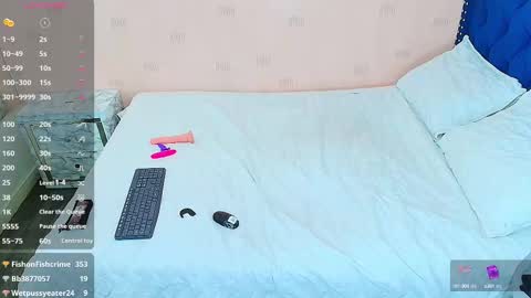 Snapshot of hornylatimommy chatting on February 25, 2025, 7:03 pm Natasha  online show from February 25, 2025, 7:03 pm