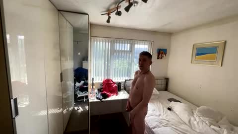 Hornylondon online show from April 14, 2026, 10:10 am