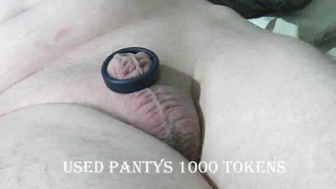 Snapshot of hornymilf39 chatting on September 20, 2025, 11:28 pm HawkTuah online show from September 20, 2025, 11:28 pm