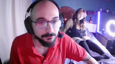 hornymoon7w7 online show from February 2, 2026, 2:43 am