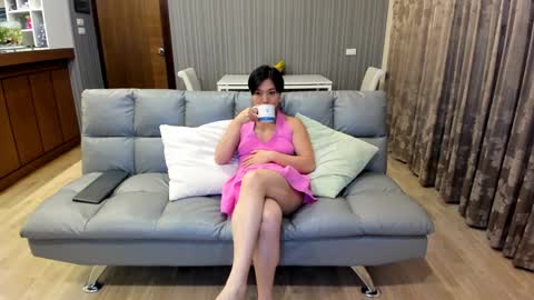 Puca  Tam online show from October 18, 2025, 5:35 pm
