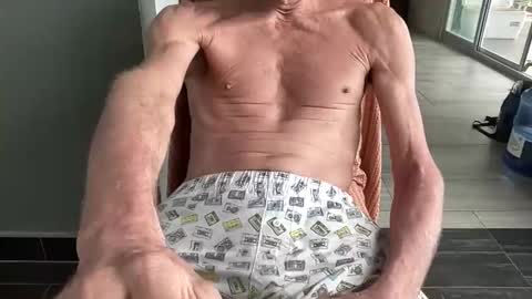 Hornyrippa online show from November 30, 2025, 3:10 am