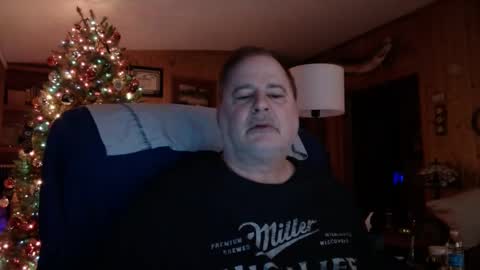 Snapshot of horsebigballs chatting on January 23, 2025, 2:12 am horsebigballs online show from January 23, 2025, 2:12 am