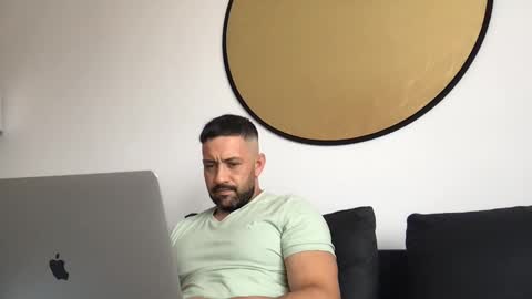 Chriss90 online show from May 22, 2026, 9:48 am