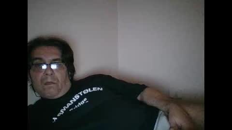 Snapshot of hot1nude1swinger chatting on October 23, 2025, 12:37 pm hot1nude1swinger online show from October 23, 2025, 12:37 pm