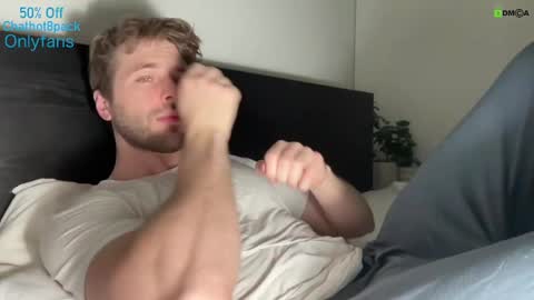 Snapshot of hot8pack01 chatting on January 10, 2025, 2:57 am Edward aka Wolf online show from January 10, 2025, 2:57 am