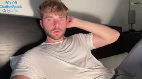 Snapshot of hot8pack01 chatting on September 9, 2025, 8:08 pm Edward aka Wolf online show from September 9, 2025, 8:08 pm